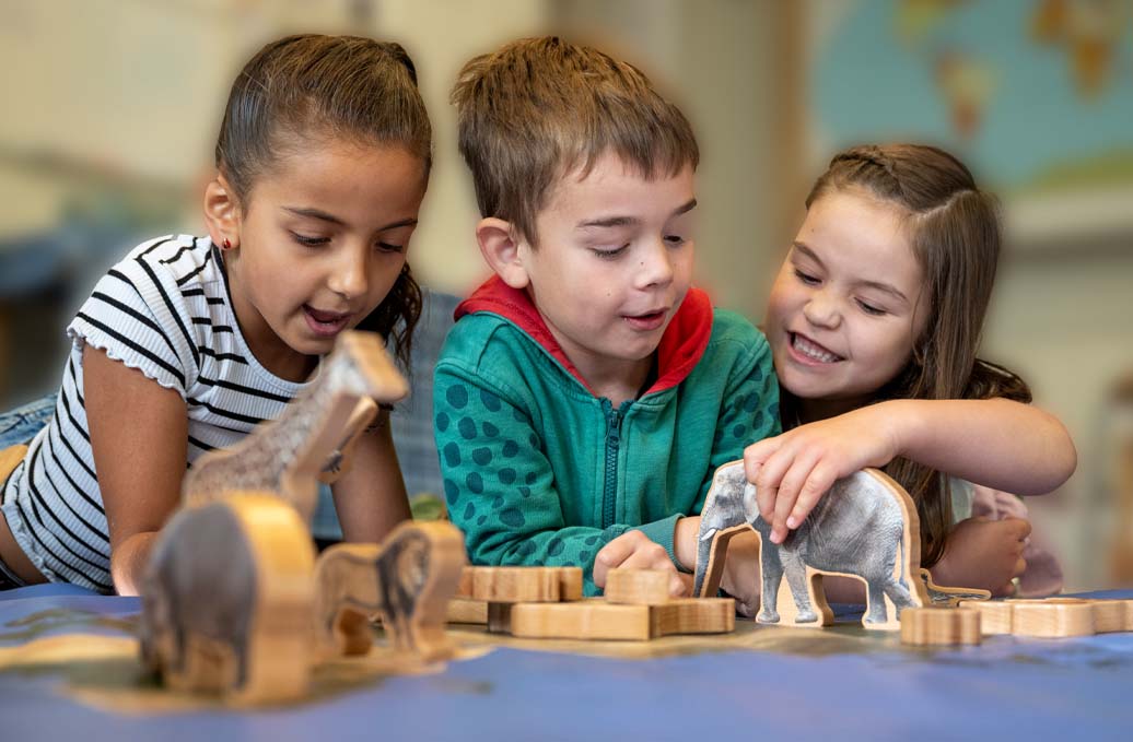 kids-playing-socializing